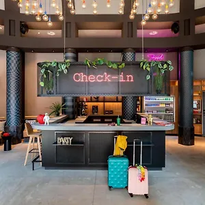 4* Hotel Moxy